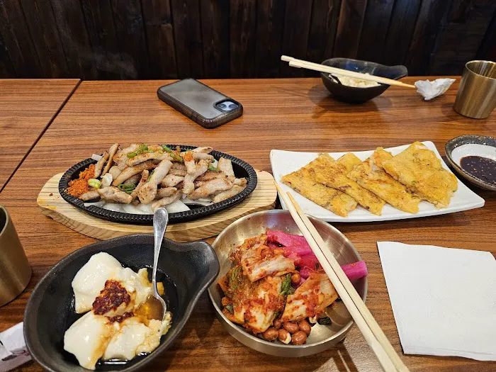 Guk Su Jip 국수집 - 北方面家 - Cold Korean Noodle Naengmyeon (냉면) & Dolsot Bibimbap Picture 6