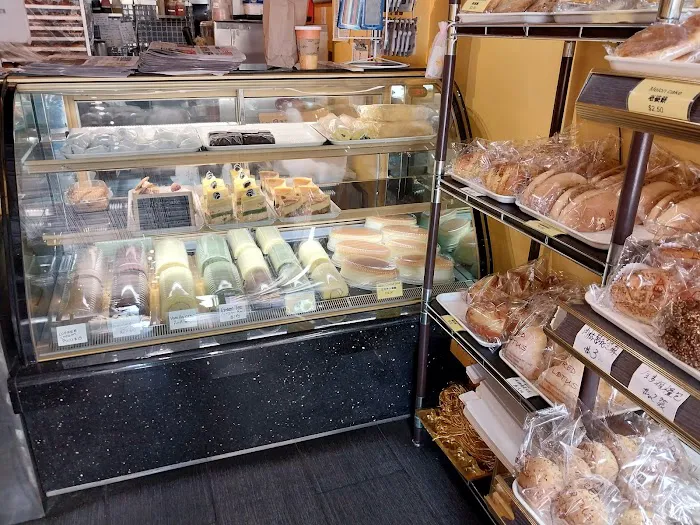 Red Lotus Bakery Picture 2