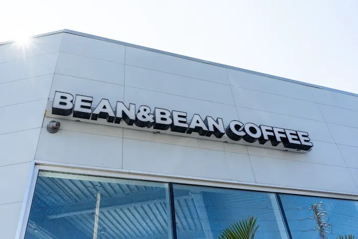 Bean & Bean Queens — Roastery & Cafe Picture 1