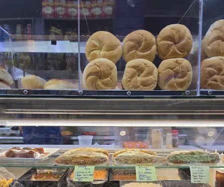CLOUD MUNCHIES DELI & GRILL