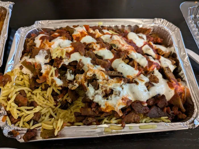 CLOUD MUNCHIES DELI & GRILL Picture 9