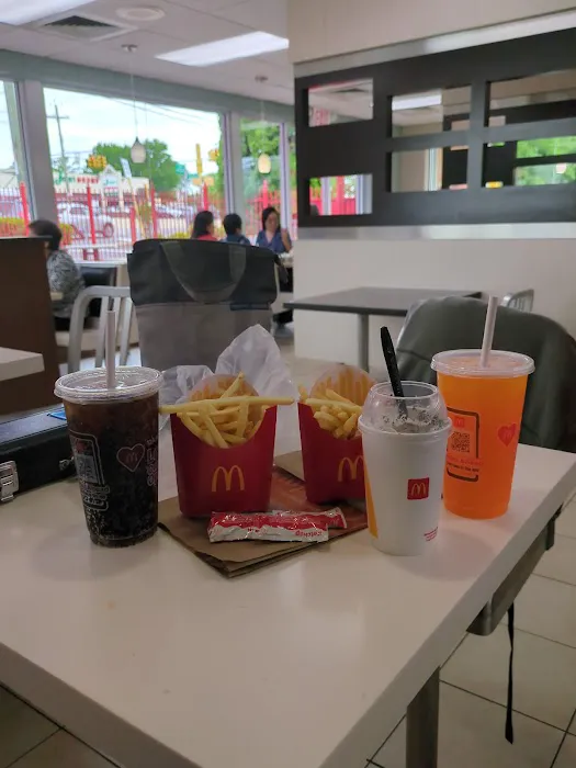 McDonald's Picture 2