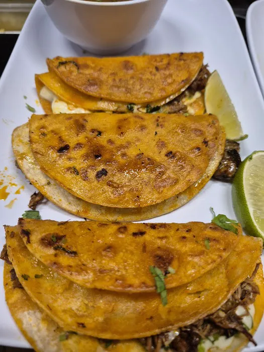 El Huarache Mexican Grill Picture 5