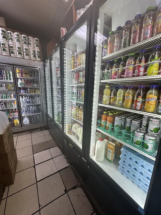 Moses Deli Picture 10