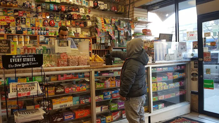 Moses Deli Picture 9