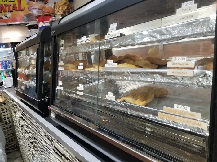 Empanadas Monumental Picture 2