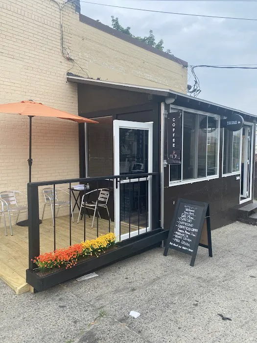 Paulie's Cafe Picture 2