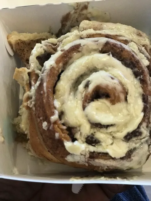 Cinnabon Picture 3