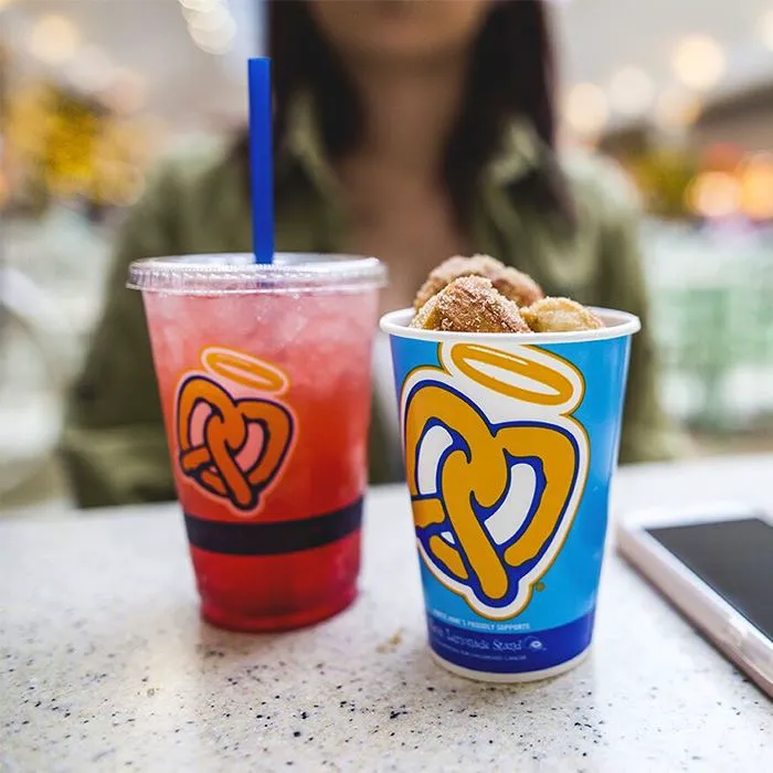 Auntie Anne’s Picture 8
