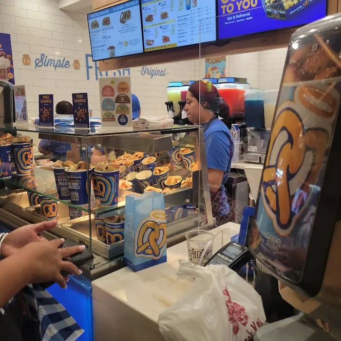 Auntie Anne’s Picture 7