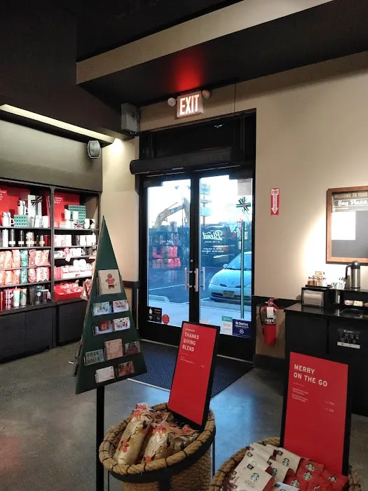 Starbucks Picture 5