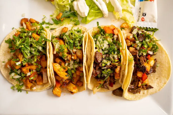 Caridad & Louie's Restaurant Picture 6