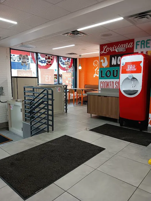 Popeyes Louisiana Kitchen Picture 7