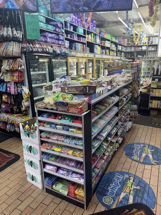 Friend's Deli & Grocery Store Picture 2