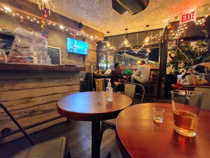 Wattli Bar & Kitchen Picture 8