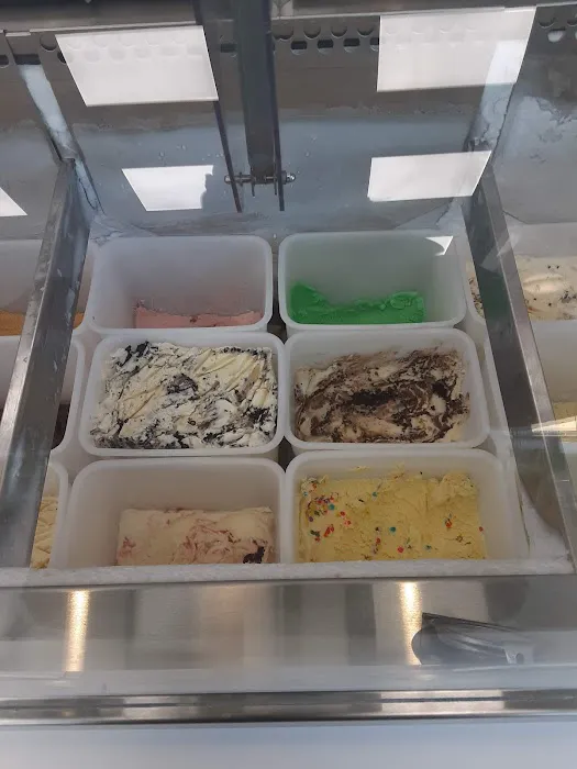 Carvel Picture 8