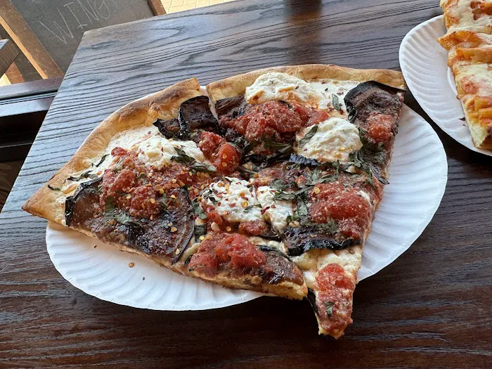 Lo Duca Pizza Picture 8