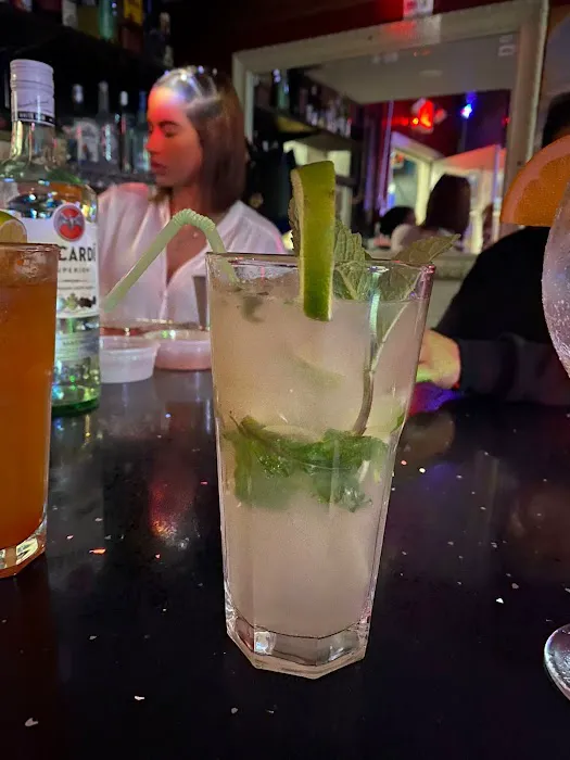 Linda Restaurant corp Picture 1