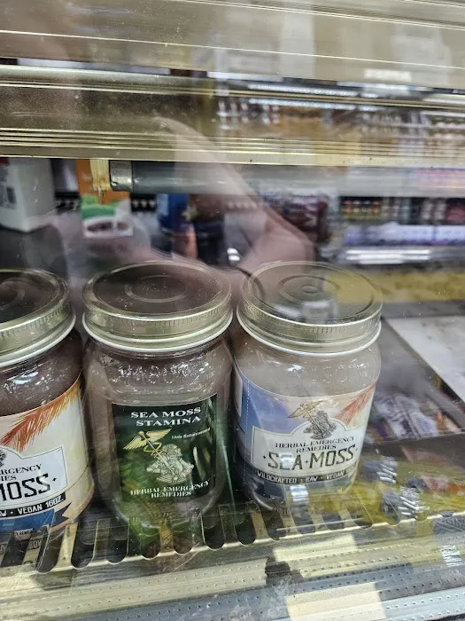 Plaza Gourmet Deli Picture 7