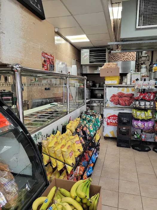 Plaza Gourmet Deli Picture 2