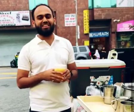 Ganny ka Juice u06afu0646u06d2 u06a9u0627 u0634u0631u0628u062a Sugarcane Juice Cart, Brooklyn, Newyork