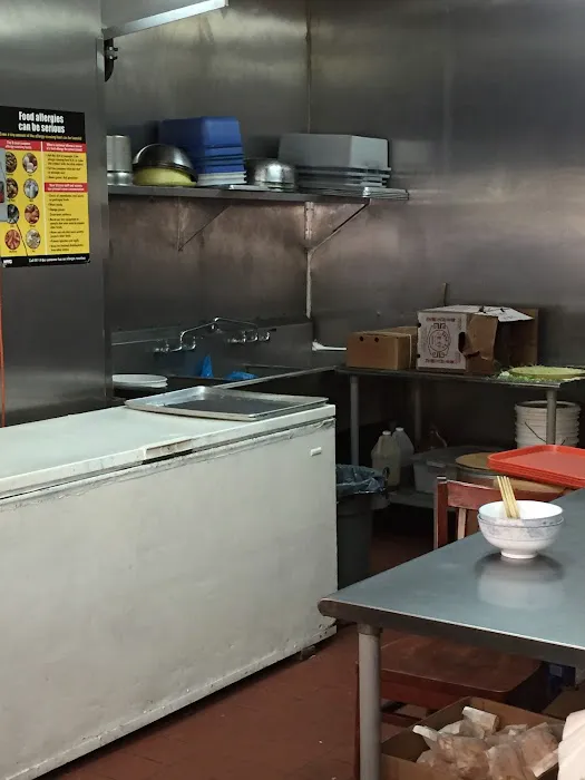 Family Kitchen Picture 5