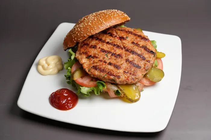Mir Burger Picture 2