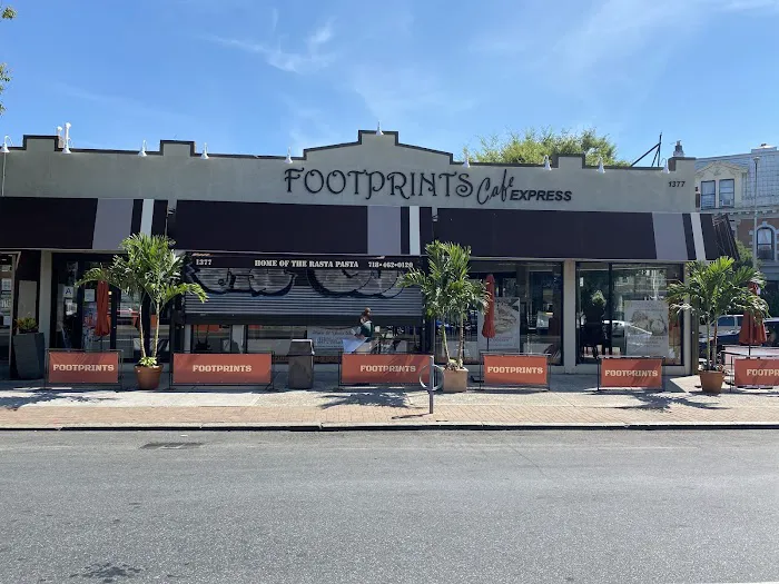 Footprints Cafe Express Picture 2