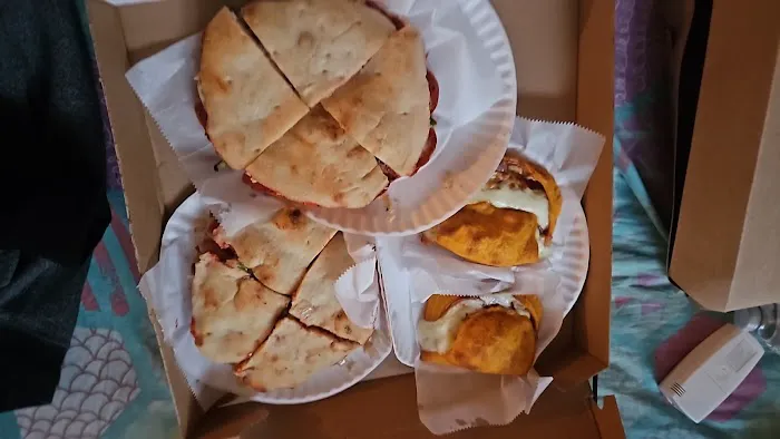 Napoli Pizza Picture 3