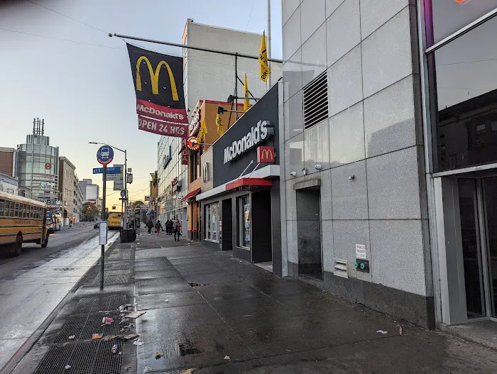 Popeyes Louisiana Kitchen Picture 2