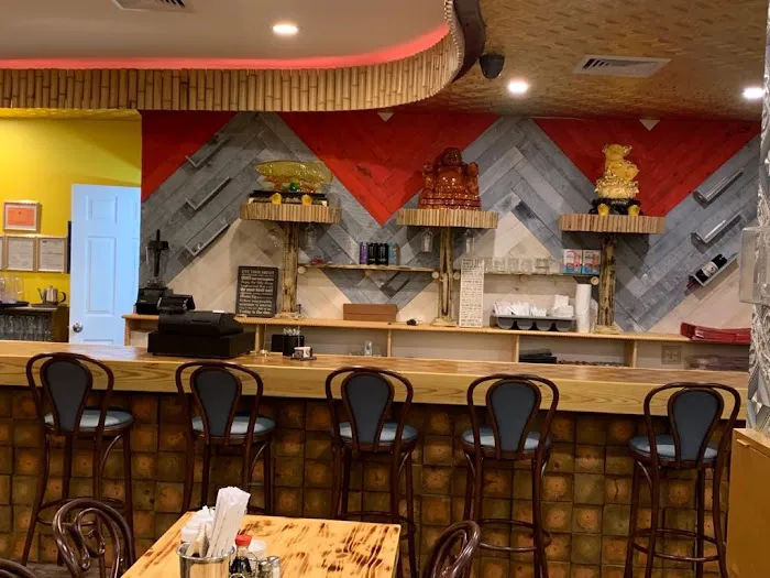 U Bar & Restaurant Picture 6