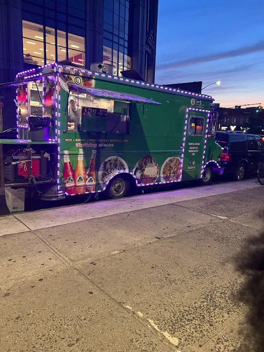 Tacos El Zocalo De Tepango Picture 4