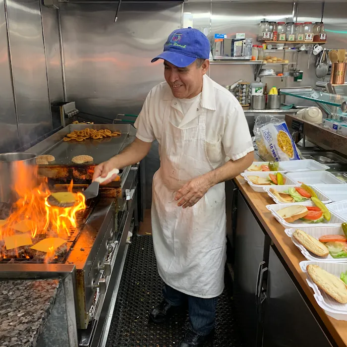 Anna's Cafe Picture 6