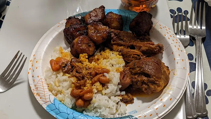 El Rancho Dominicano Picture 5