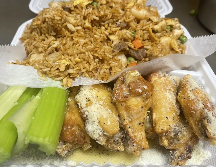 Uptown wingz（coming soon) Picture 5