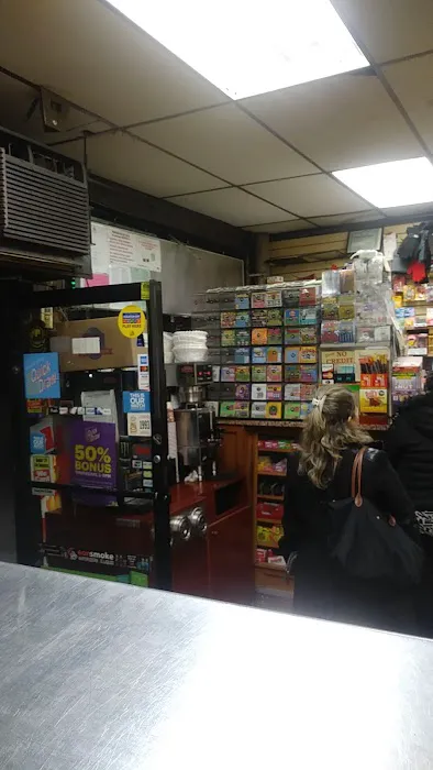 18th Ave Deli Picture 3