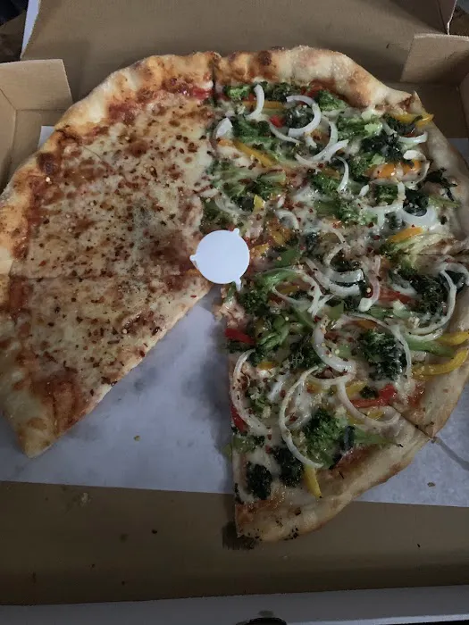 Pizza Central of Brooklyn Picture 2