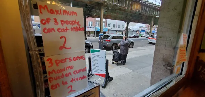 Pizza Central of Brooklyn Picture 5
