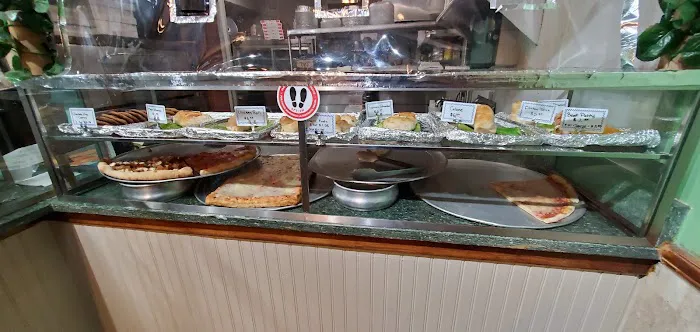 Pizza Central of Brooklyn Picture 7