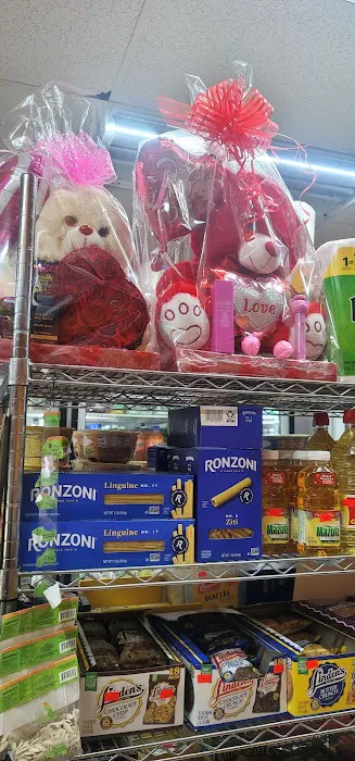 Guerrero Deli & Grocery Picture 3