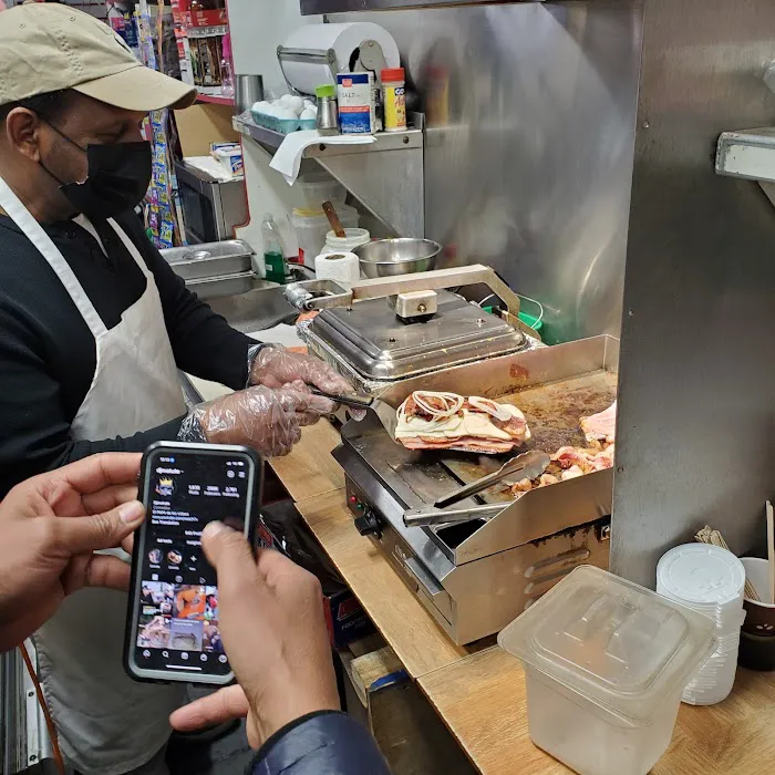 Arcangel Deli Grocery Picture 6