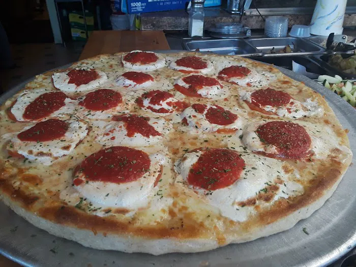J2 Pizza Picture 10