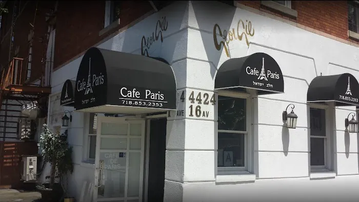 Cafe Paris Picture 3