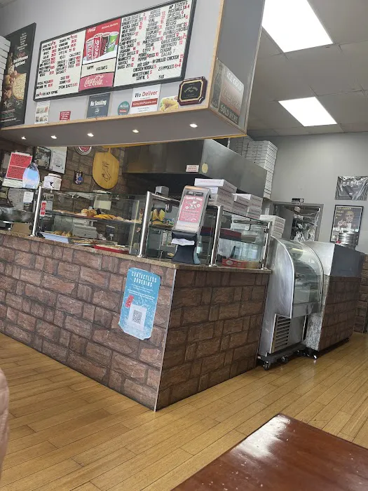 Sunny John Pizzeria Picture 9