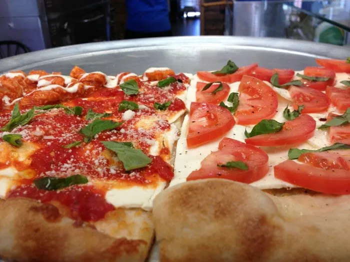 Sunny John Pizzeria Picture 5