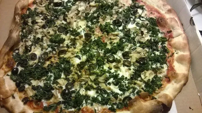 Sunny John Pizzeria Picture 3