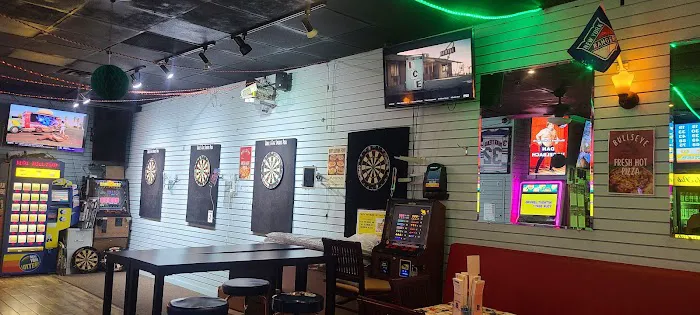 Bulls Eye Sports Pub Picture 2