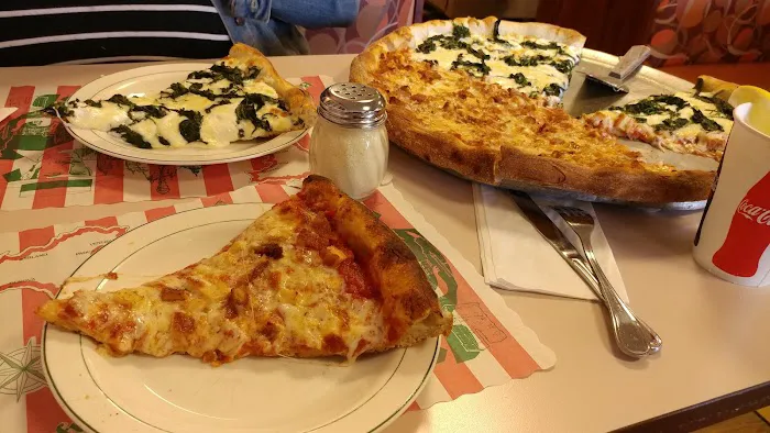 Frank's Pizza Picture 2