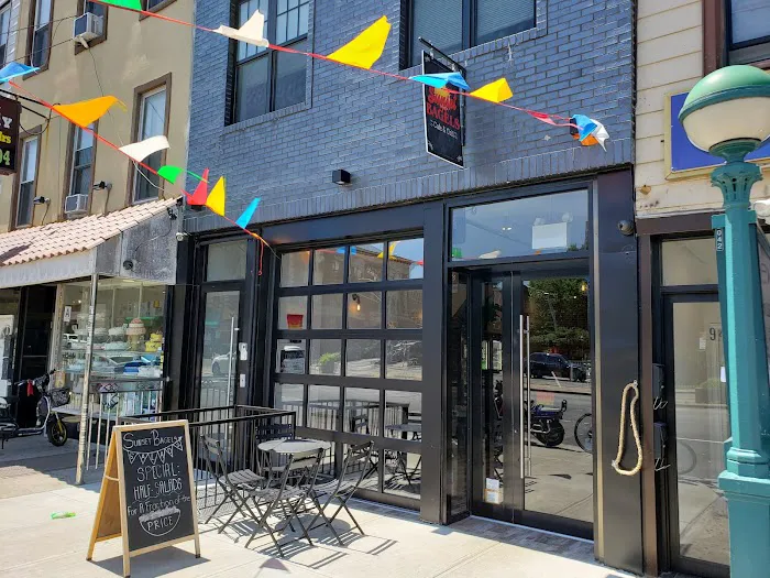 Sunset Bagels Cafe & Grill Picture 2