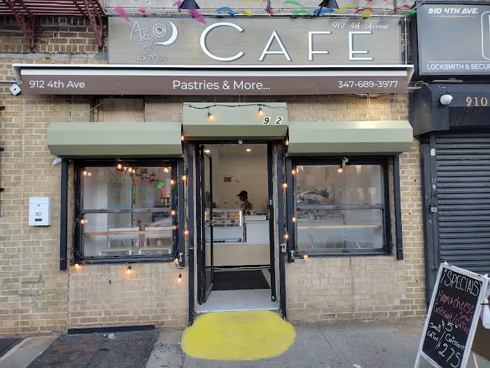 AXZO CAFÉ Picture 1